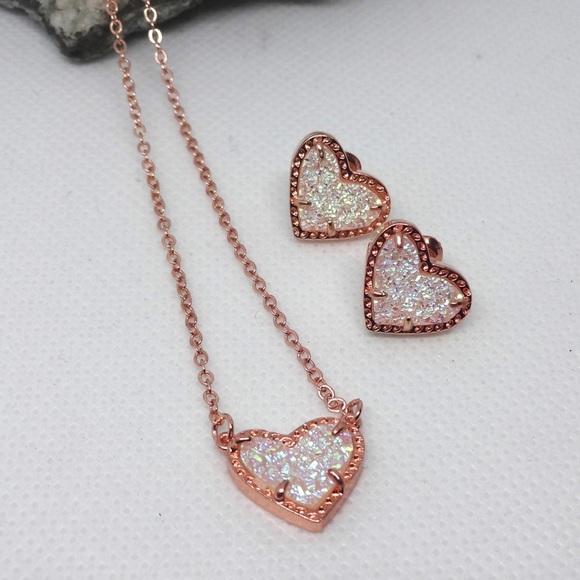 Rose Gold with Iridescent Druzy Necklace & Ea… - Picture 5 of 6